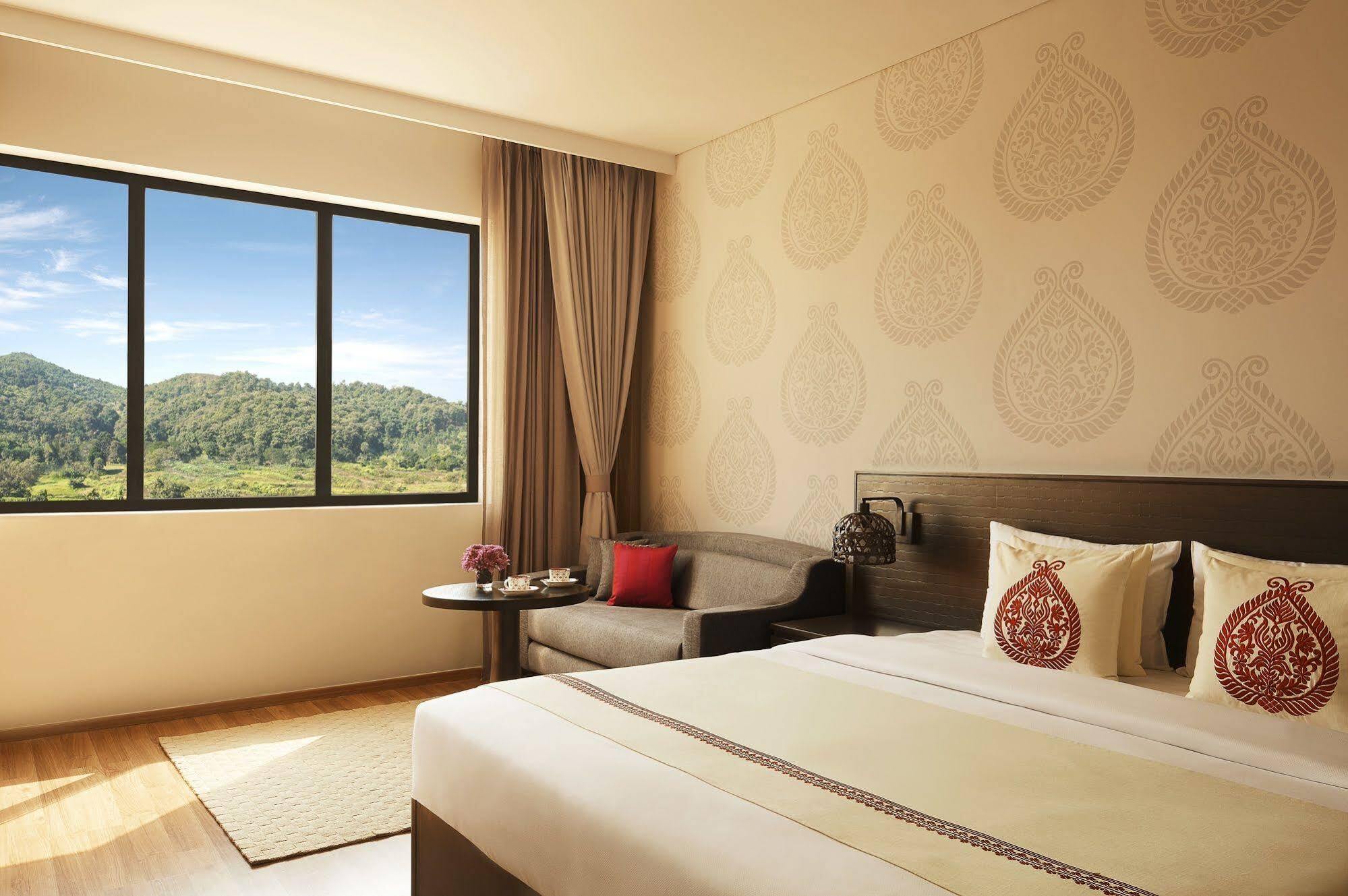 Vivanta Guwahati Esterno foto