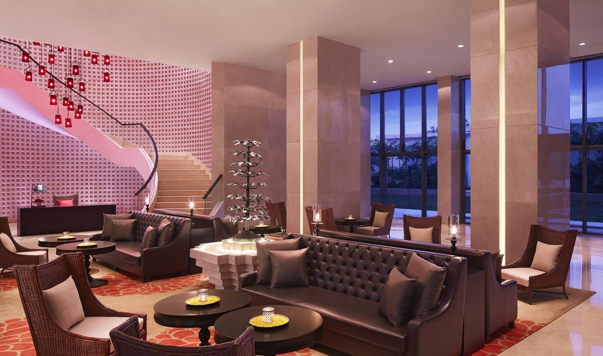 Vivanta Guwahati Esterno foto